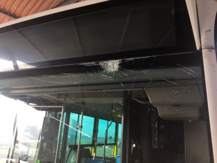 Un chauffeur du réseau Mozaïk blessé suite au caillassage de son bus