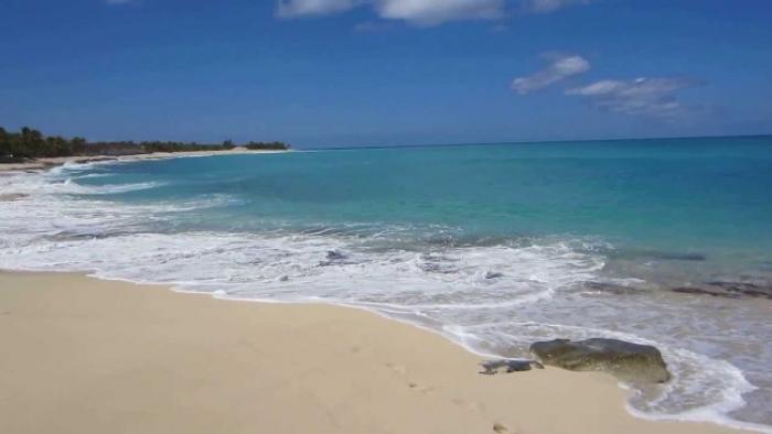 Un corps retrouvé flottant sur une plage de Saint-Martin