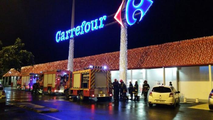 Un magasin évacué par les pompiers ce jeudi soir