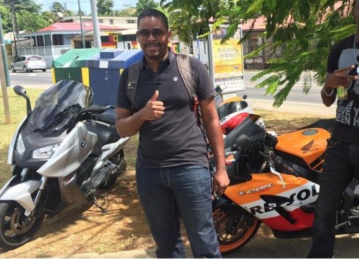 Un motard meurt aux Abymes