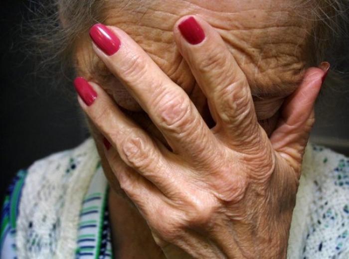 Un plan d’action pour lutter contre la maltraitance des personnes âgées