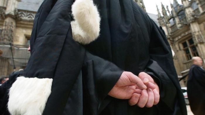 Un père accusé d'attouchements sur sa fille. Les précisions