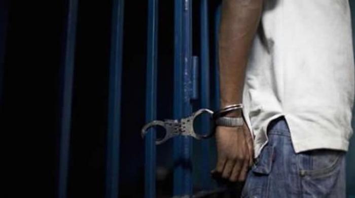 Un prévenu violent écope de 4 ans fermes