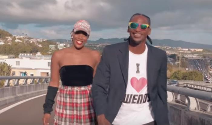 Une chanson de carnaval signée Douks qui revient sur les sujets d'actualité