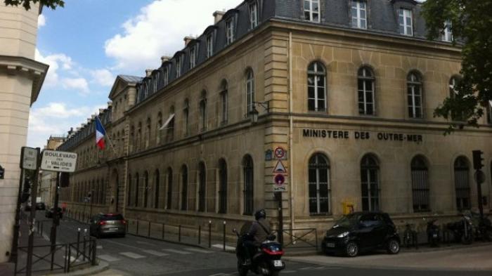 Une consultation populaire sur le projet de loi "'égalité réelle"