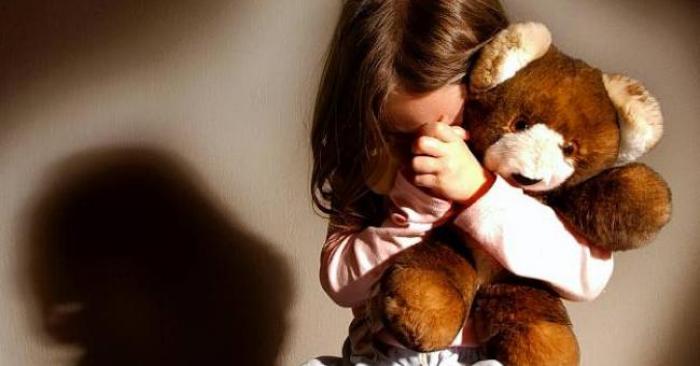 Une fillette décède: la belle-mère suspectée