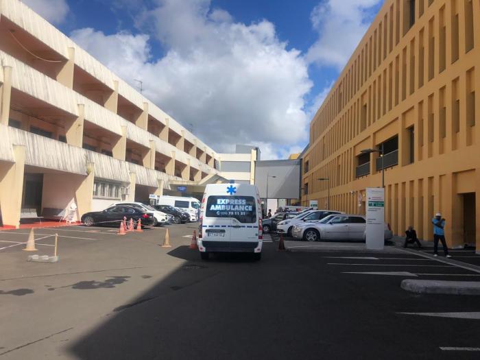 Une équipe de médecins en renfort au CHUM