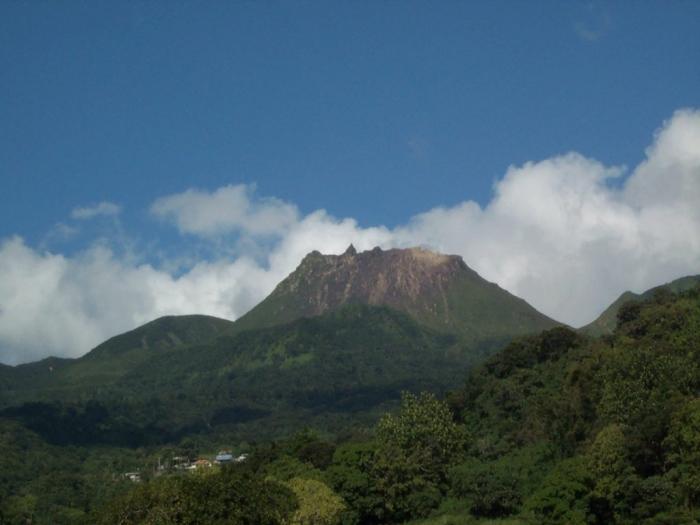 Une nouvelle séquence de séismes sous la Soufrière