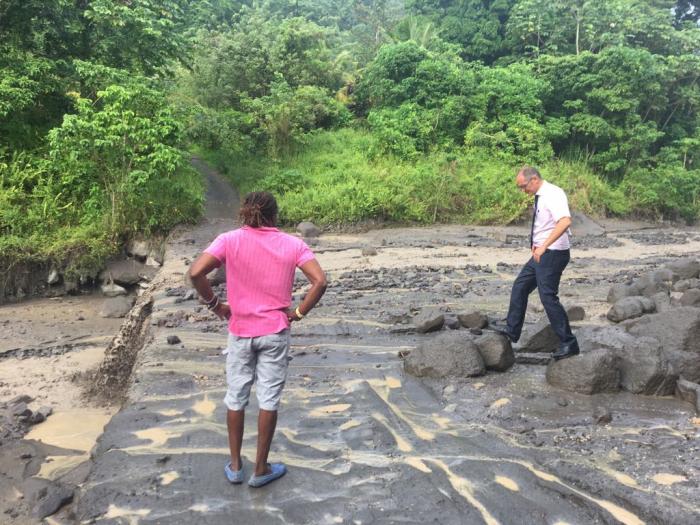 Visite de reconnaissance au Prêcheur après les coulées de boue volcanique