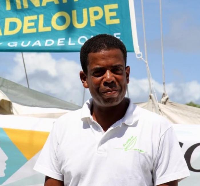 Willy Bissainte secouru, son bateau remorqué
