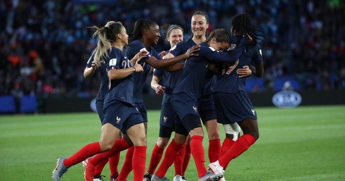     





Mondial 2019 : les Bleues affrontent le Brésil en huitième de finale





