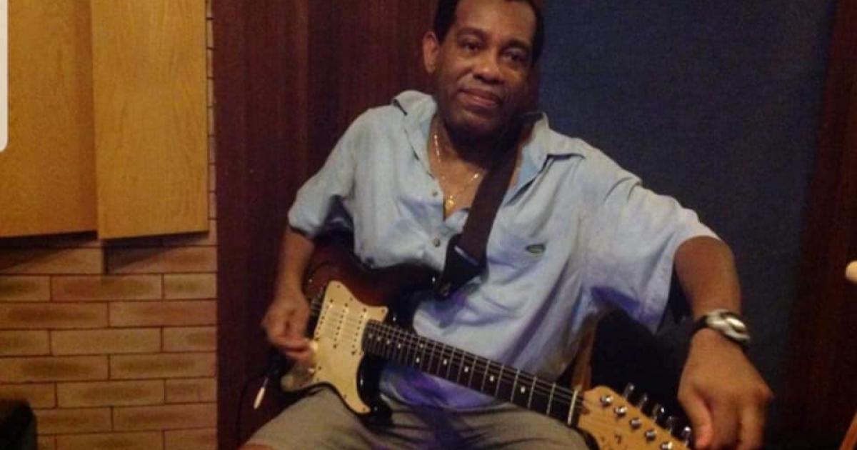     





Le guitariste Claude Denise s'en est allé




