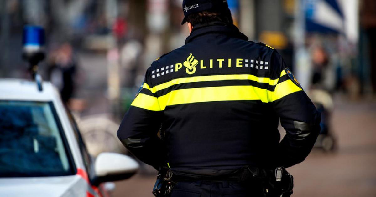     





Des têtes de policiers de Sint-Maarten mises à prix sur internet 




