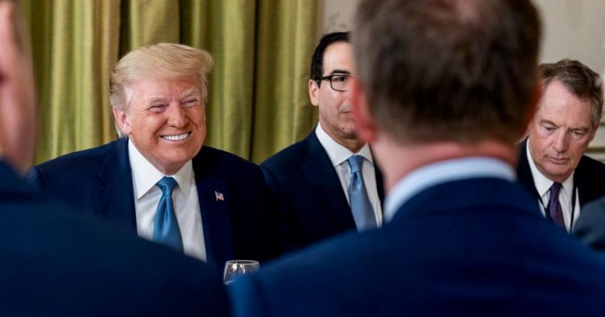     





Etats-Unis : Donald Trump pourra-t-il terminer son mandat ?




