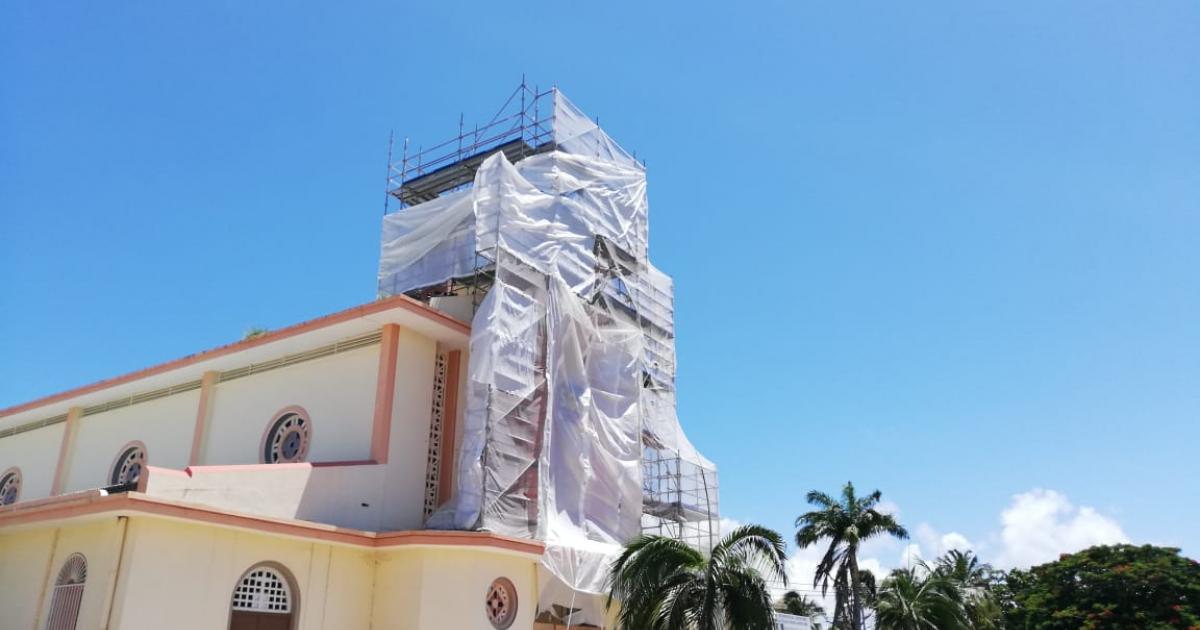     





Des travaux titanesques pour rénover l'église de Sainte-Anne




