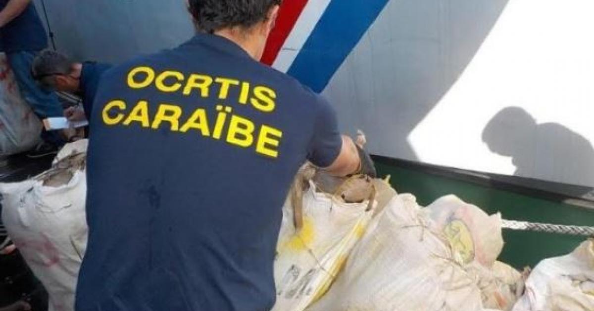     





Interpellations en série au sein d'un réseau de trafiquants inter-îles




