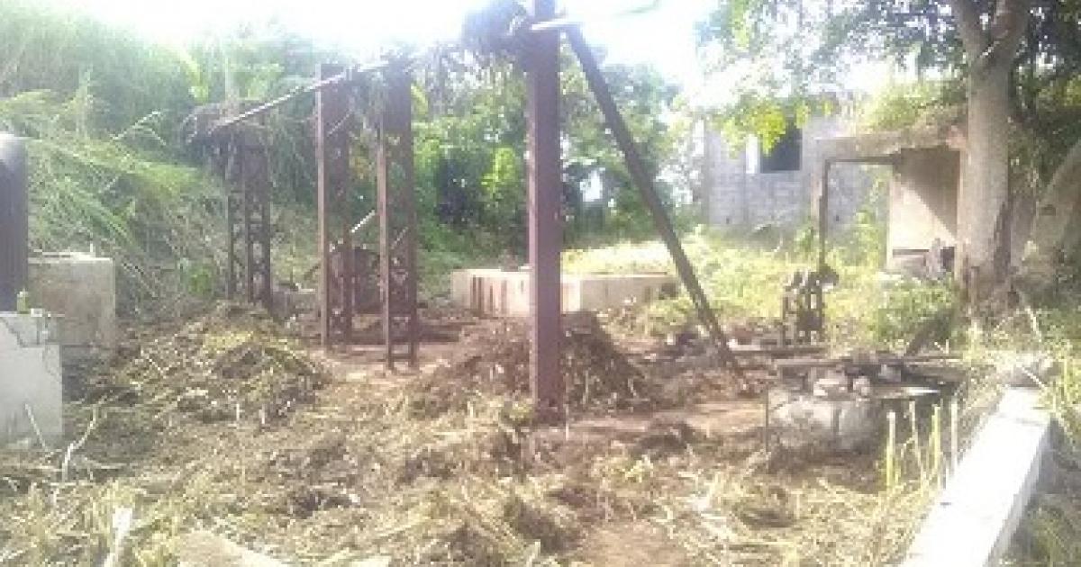 Les ruines de la première glacière de Guadeloupe à Bel-Air Desrozières ?