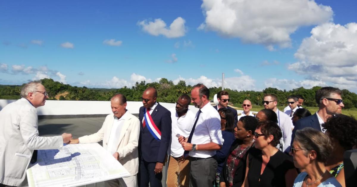 Edouard Philippe visite le chantier du futur CHU