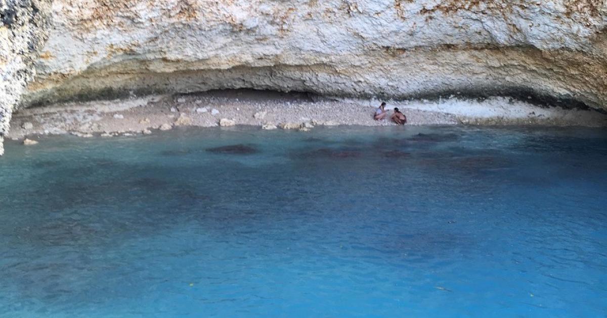     





L'Anse Castalia, une crique unique à découvrir prudemment 




