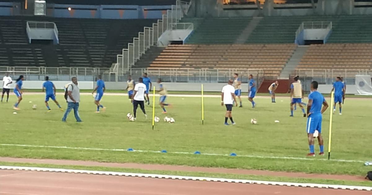     





La Martinique joue gros face au Honduras




