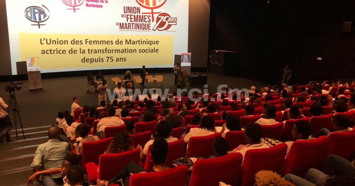 Angela Davis poursuit ses rencontres en Martinique