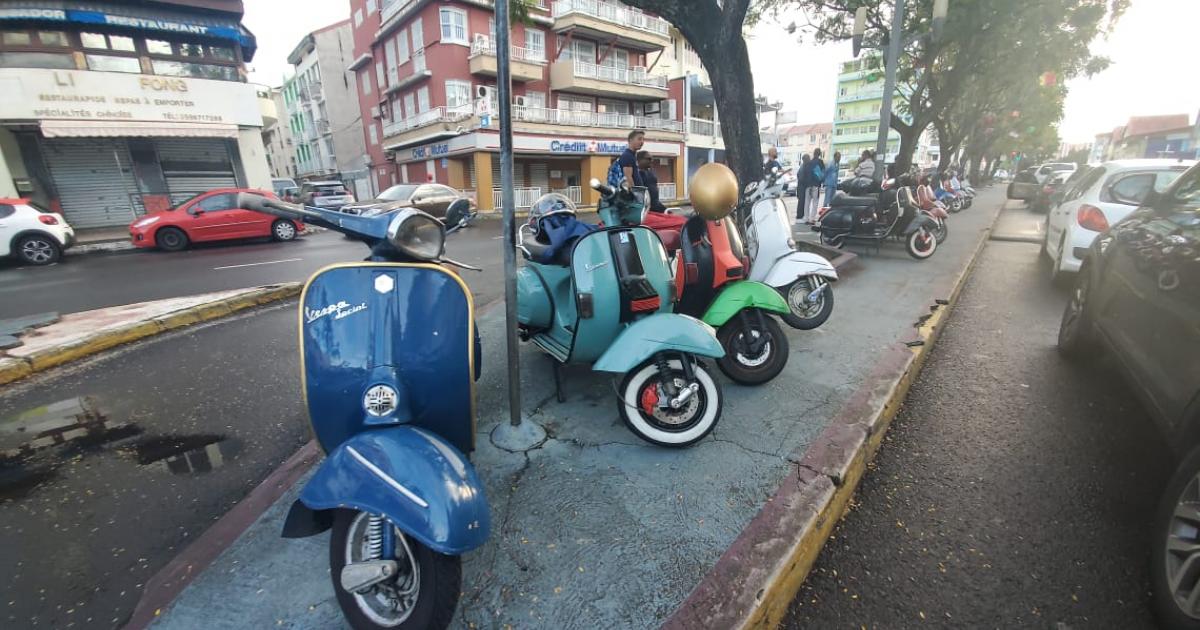 Le Vespatate club organise le plus grand rassemblement de Vespa de Martinique