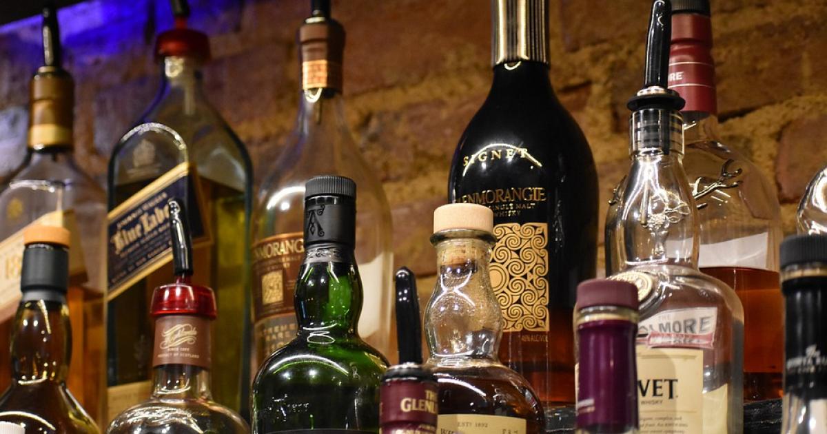 Non, la vente d'alcool à emporter ne sera pas interdite à partir de 16 heures en Martinique
