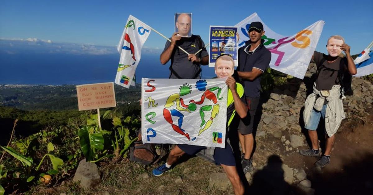 Le SNEP-FSU proteste au sommet de la Soufrière