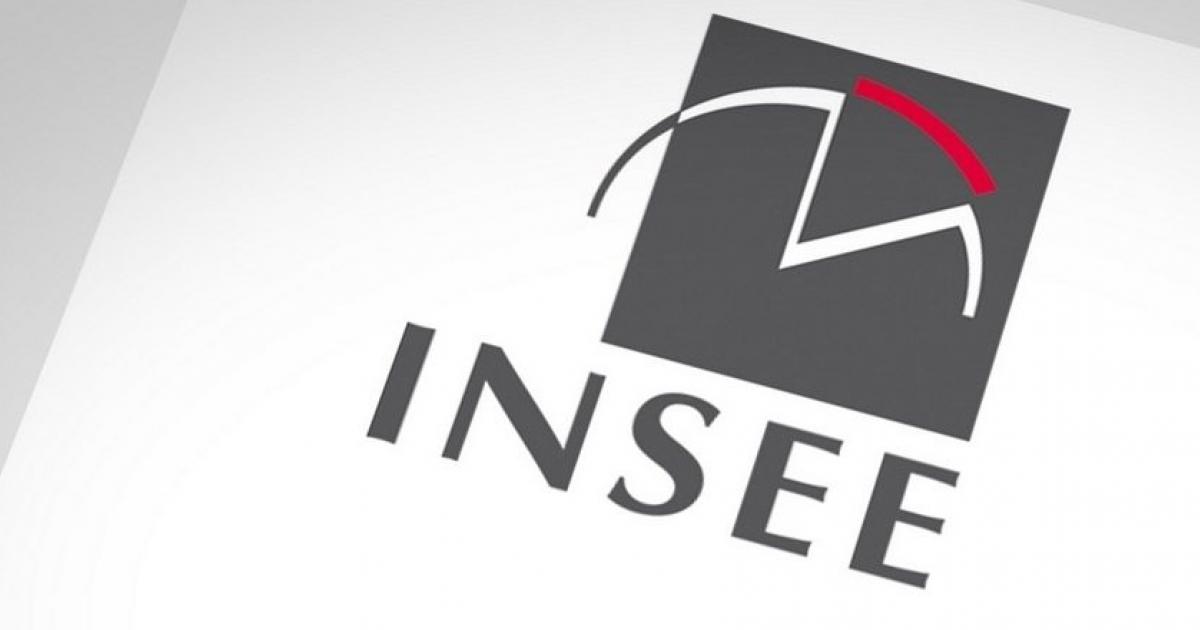 L'INSEE donne exceptionnellement le nombre de décès dans chaque département