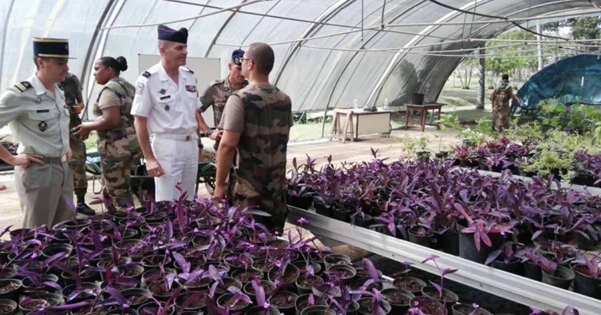 Le nouveau général Thierry Laval du SMA en visite à la Jaille