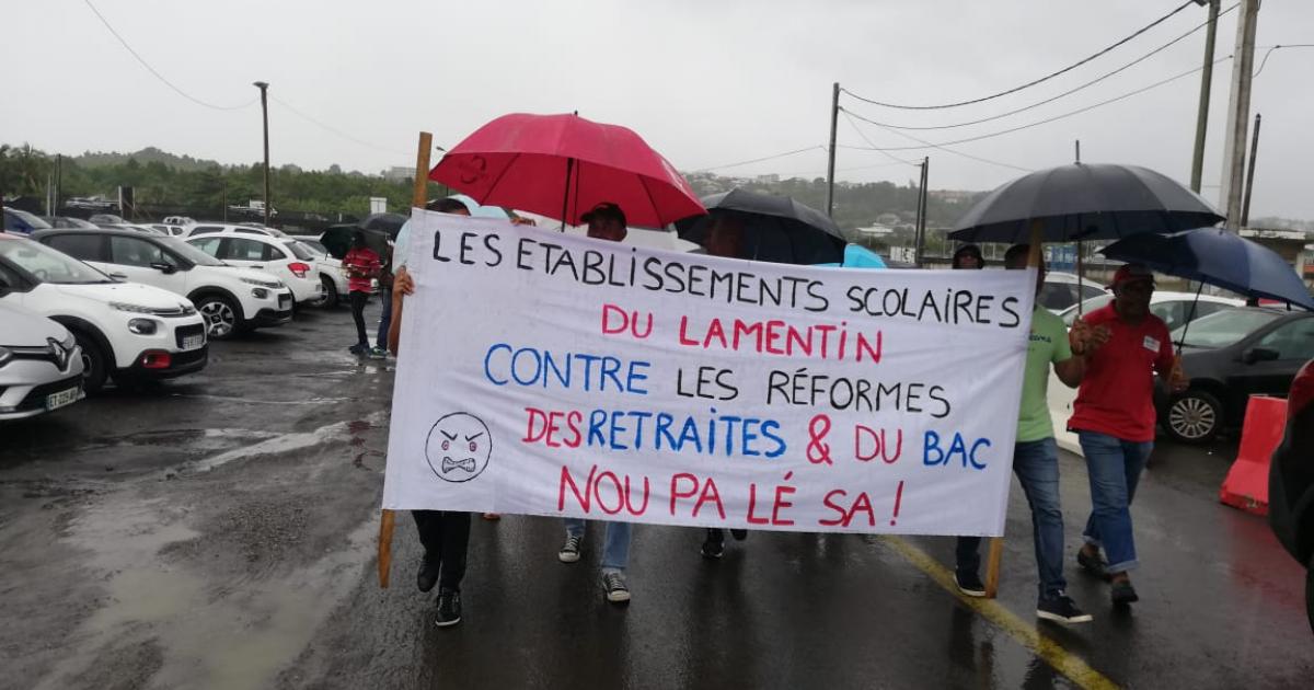 Nouvelle marche contre les réformes de retraite et du BAC au Lamentin