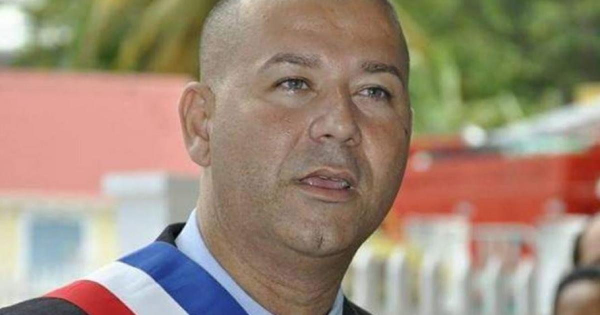     





Jean-Claude Pioche  contre-attaque




