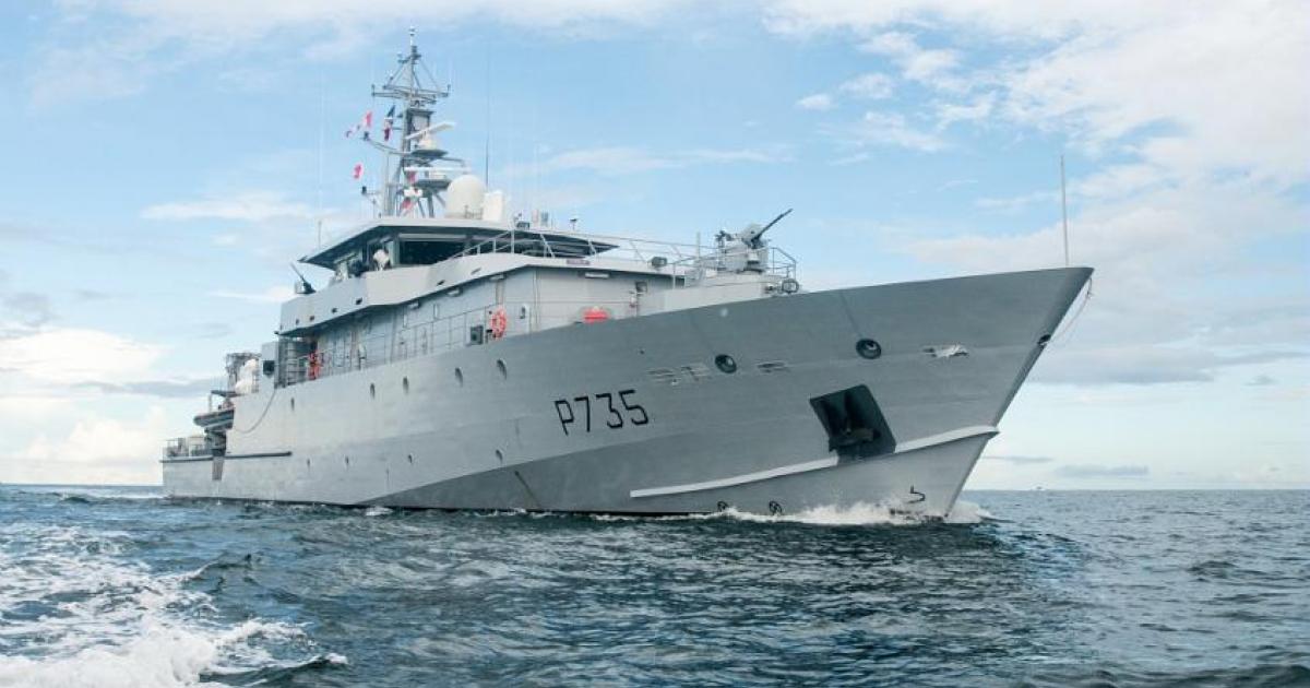     





"La Combattante" troisième navire de guerre aux Antilles 





