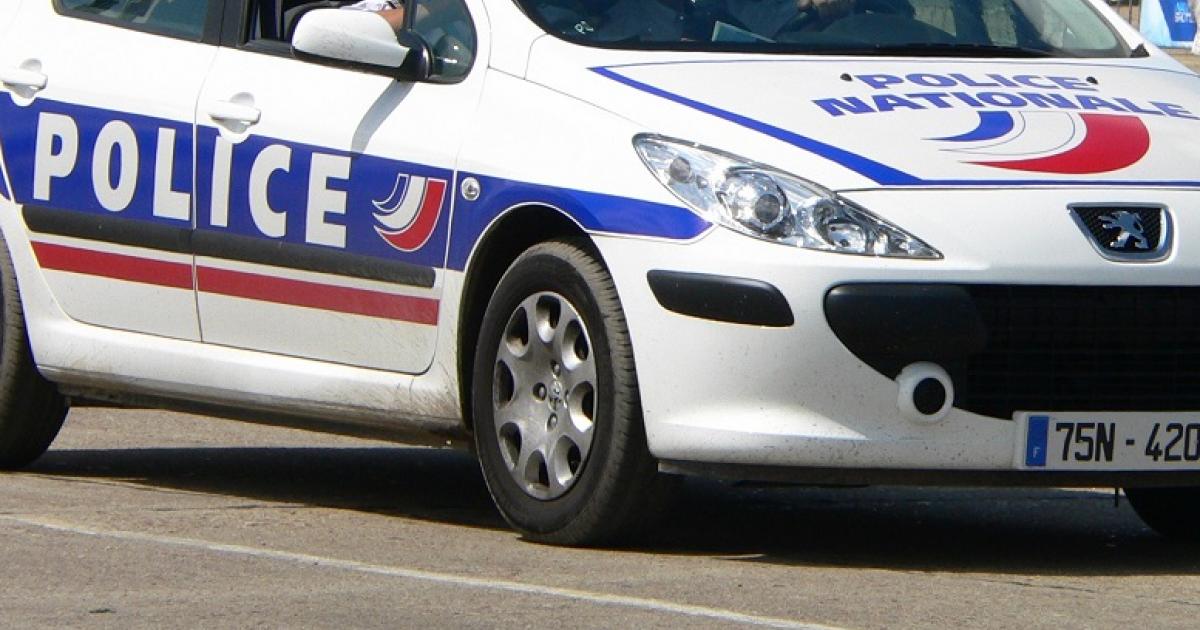Cambriolages : des suspects arrêtés alors qu’ils découpaient un toit