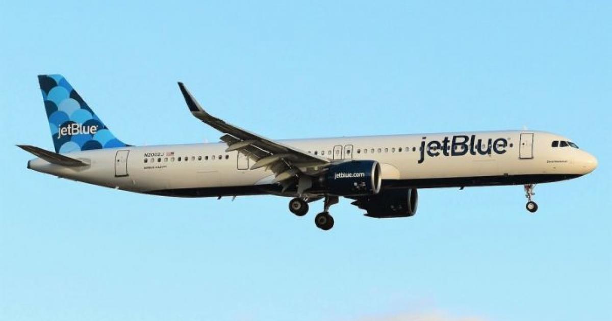     





Premier vol inaugural de Jet Blue entre New-York et Pointe-à-Pitre 




