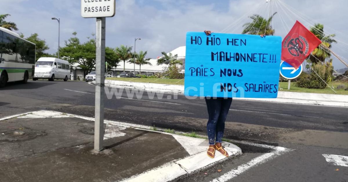 Manifestation des salariés de Géant Batelière dans les rues ce mercredi matin