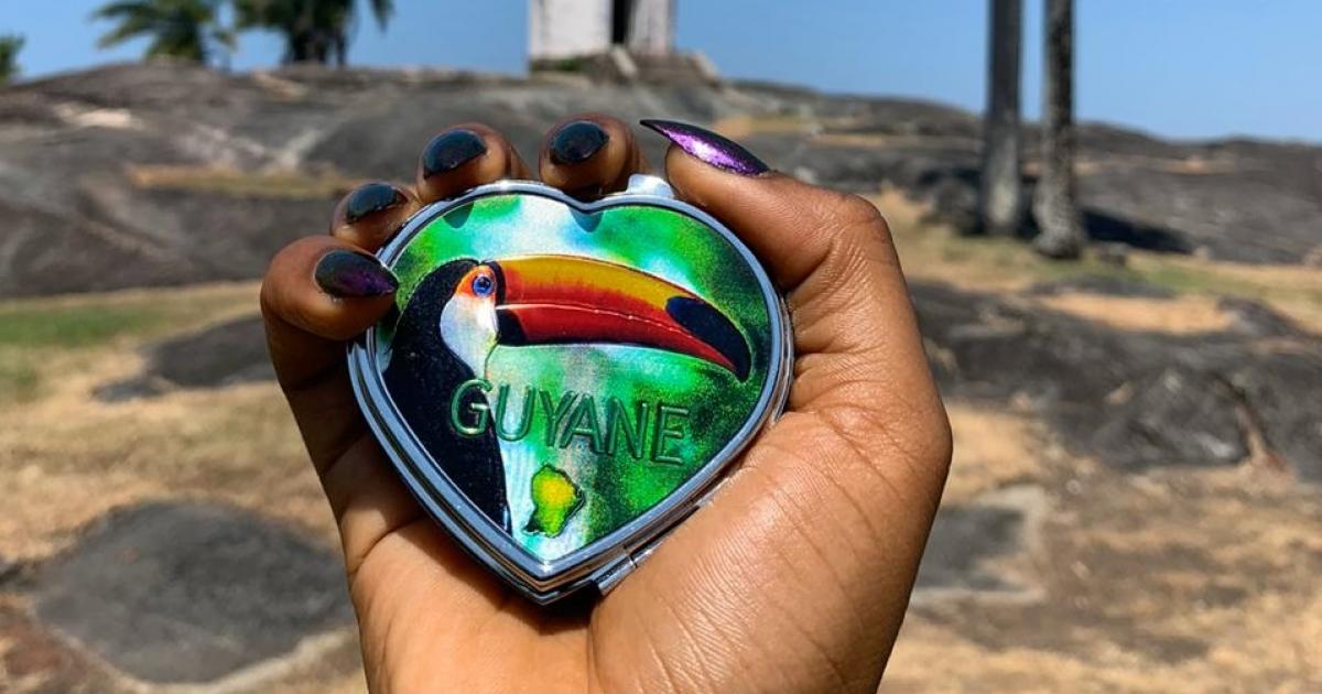     





Guilaine : guadeloupéenne confinée en Guyane




