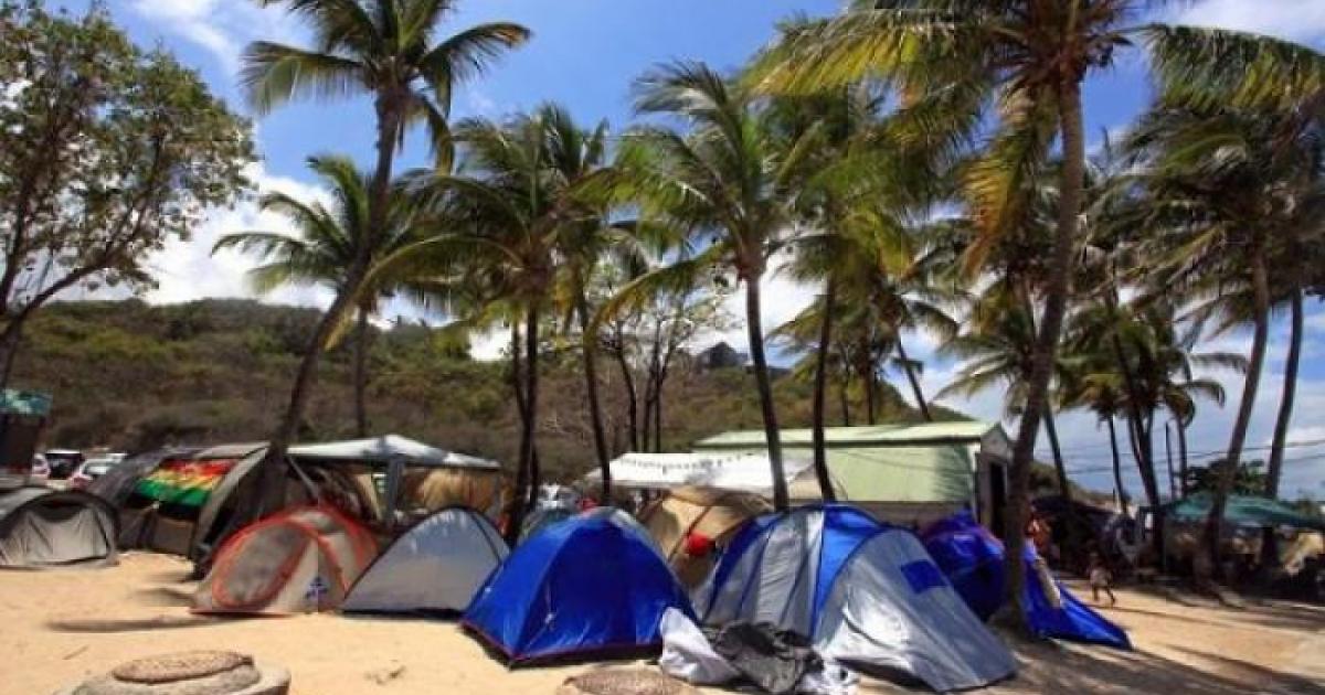Avec le confinement, le camping se fait à la maison !