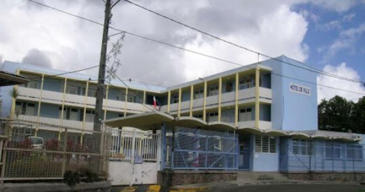     





Mouvement de grève à la mairie de Saint-Joseph




