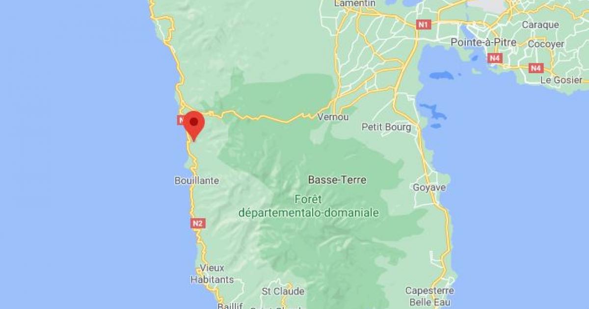     





Disparition du Dr Hunckler : reprise des recherches dans les hauteurs de Bouillante




