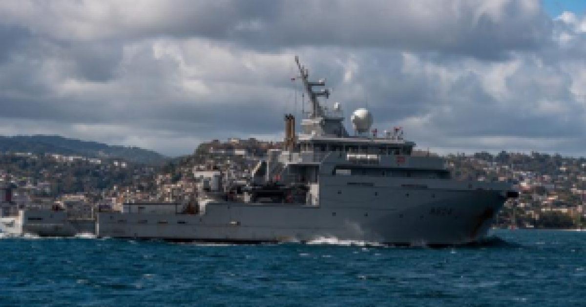 Les recherches se poursuivent dans le canal de la Dominique malgré une mer difficile