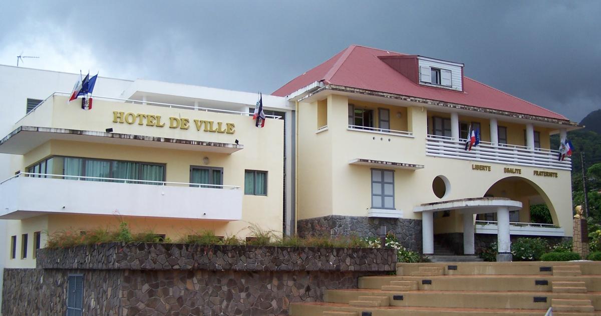 Covid-19 : la mairie de Saint-Claude fermée après des cas au sein du personnel