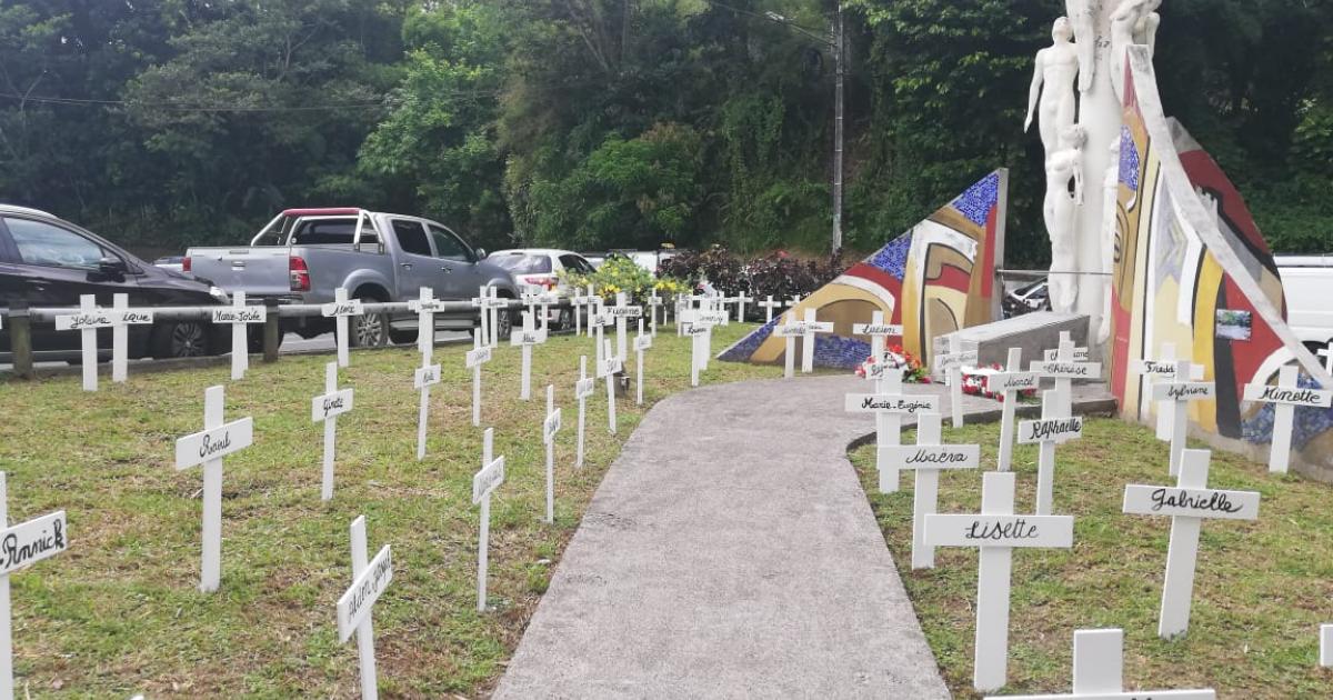 Hommage aux 152 victimes martiniquaises du crash de la West Caribbean