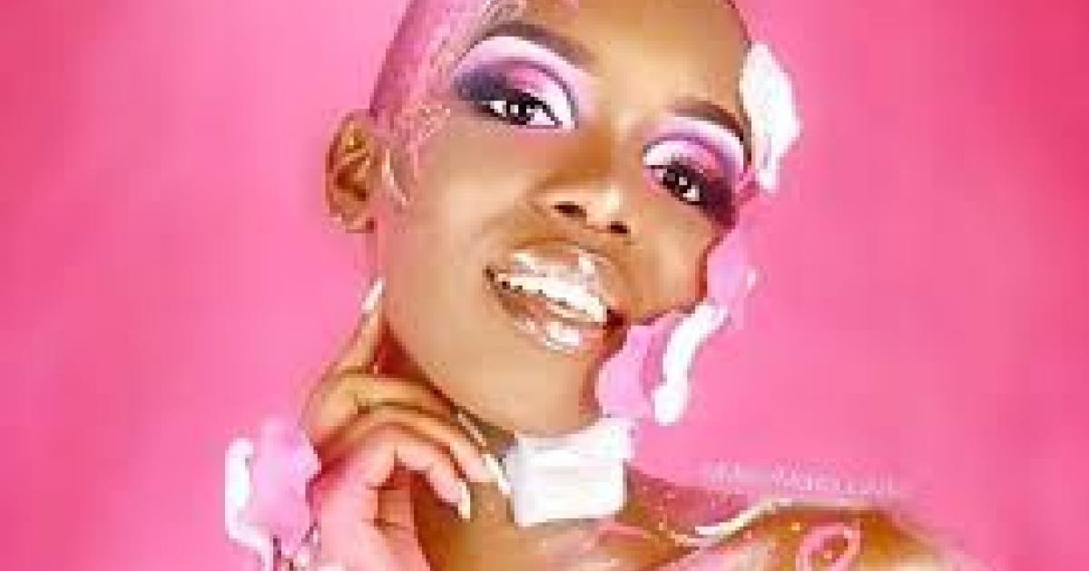     





Évincée de Miss Guadeloupe, Anaelle Guimbi rebondit 





