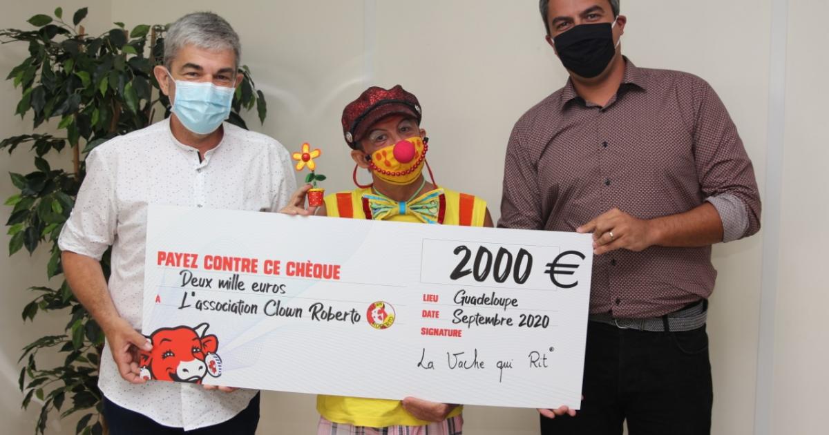 Le rire guérisseur pour donner du courage aux enfants hospitalisés