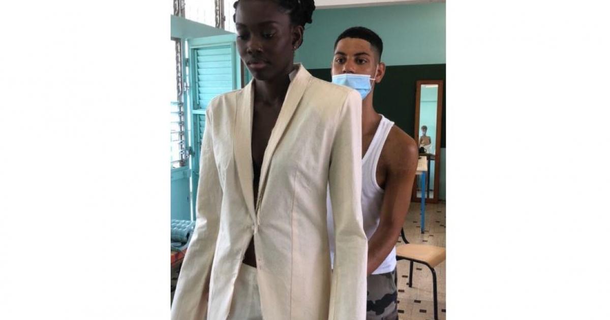     





Mode : Grégory Assad, première collection




