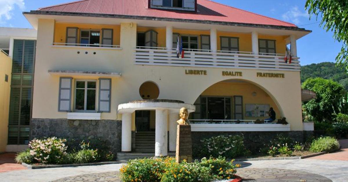 Fermeture de l'école Arlette Salomon à Saint-Claude pour une importante fuite d'eau