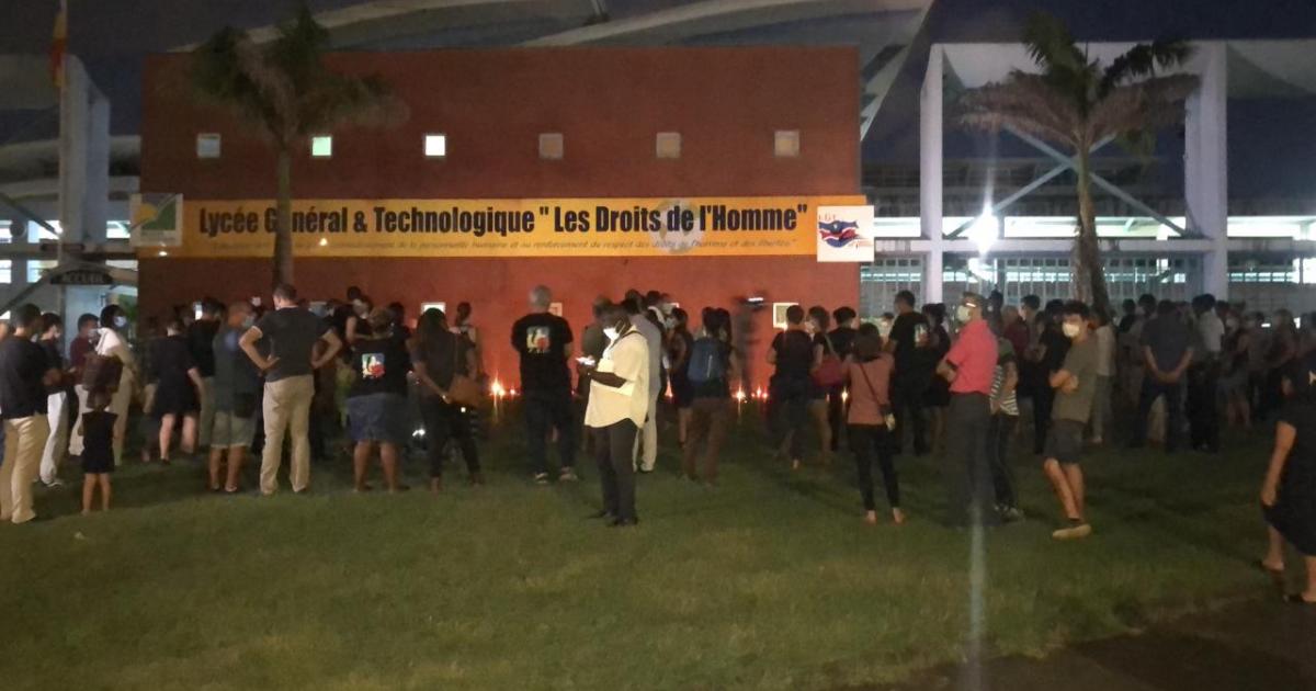     





Hommage à Samuel Paty au lycée les Droits de l'Homme à Petit-Bourg




