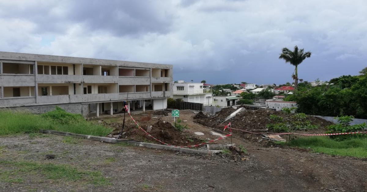     





Clinique Saint-Paul : les travaux retardés 




