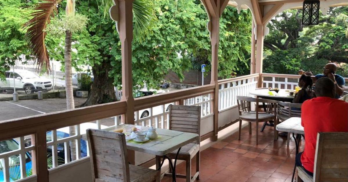 Les cahiers de rappel dans les restaurants : les clients mitigés